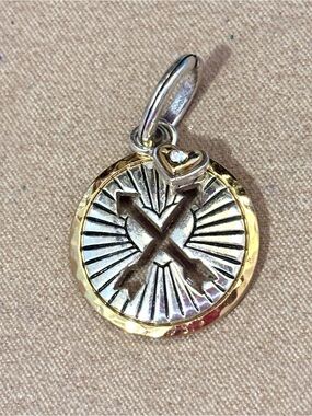 Brighton Shadow Shine Arrow Amulet charm Gold Silver Aim High Dream Big Retired